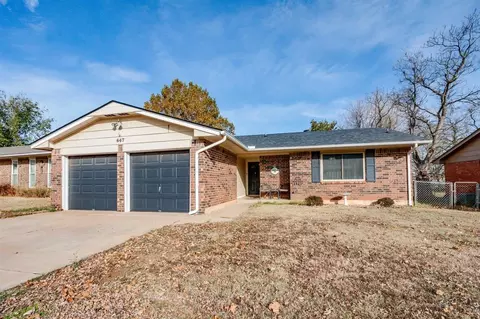 647 W Shepherd Dr, Mustang, OK 73064