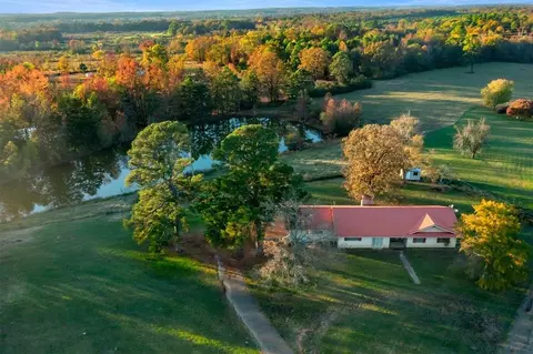 55 Peony Rd, Broken Bow, OK 74728