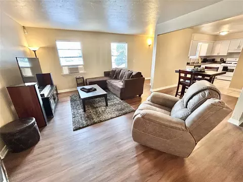 6704 N Meridian Ave #F, Oklahoma City, OK 73116