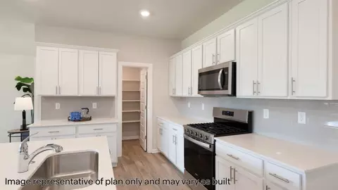 Kitchen - 5503 Windstone Ln, Norman, OK 73072 photo 1 of 2