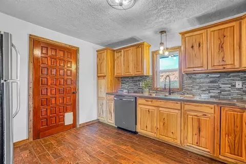 9995 N 1990 Rd, Hammon, OK 73650 photo 12