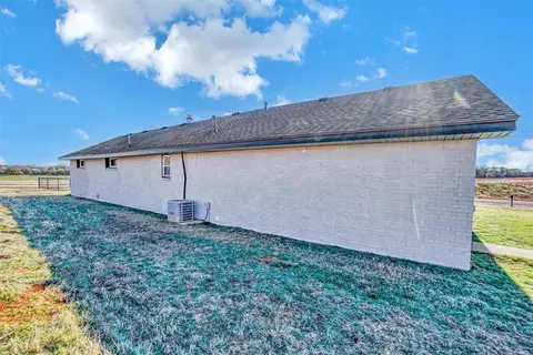 9995 N 1990 Rd, Hammon, OK 73650 photo 32