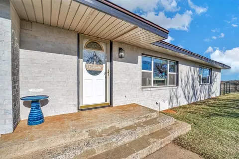 9995 N 1990 Rd, Hammon, OK 73650 photo 4