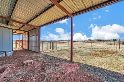 9995 N 1990 Rd, Hammon, OK 73650 photo 25