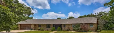 10917 S Peggy Lou Dr, Oklahoma City, OK 73165