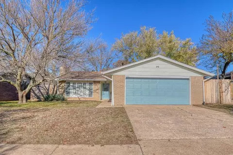 1821 Aiken Ct, Norman, OK 73071