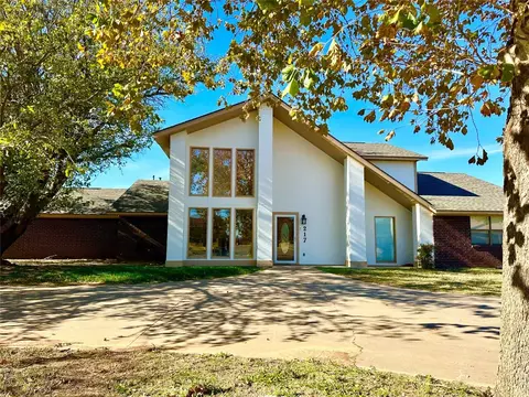 217 Pheasant Cir, Altus, OK 73521 photo 2