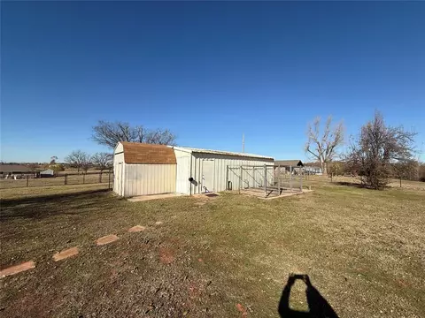 906 E Hamner Park Rd, Carney, OK 74832 photo 37