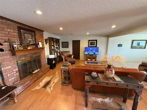 906 E Hamner Park Rd, Carney, OK 74832 photo 8
