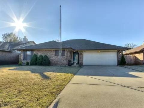 7824 NW 83rd St, Oklahoma City, OK 73132