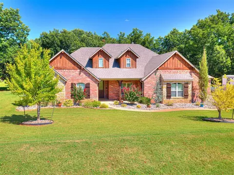 15323 Falling Water, Luther, OK 73054