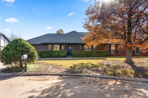8212 NW 117th St, Oklahoma City, OK 73162