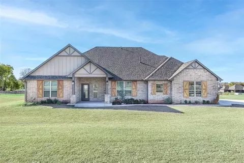 994 County Street 2983, Blanchard, OK 73010