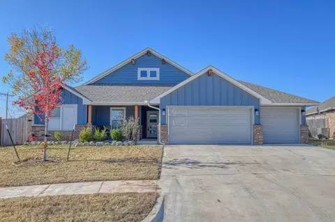 3621 Shutter Ridge Dr, Yukon, OK 73099