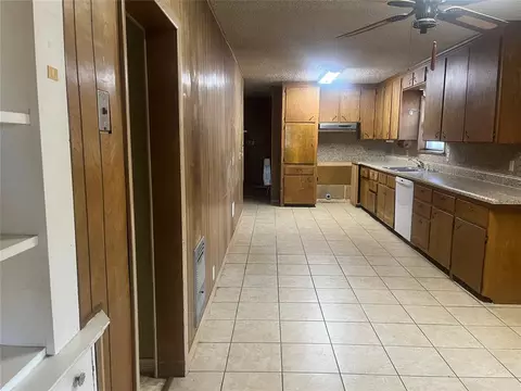 709 N Grady St, Altus, OK 73521 photo 10