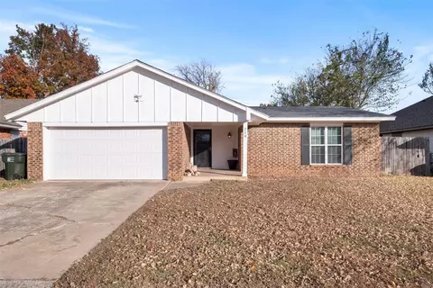 219 Willoway Dr, Norman, OK 73072 photo 2