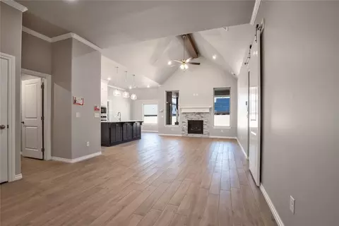 1621 NE 32nd St, Moore, OK 73160