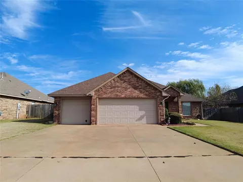 15804 Darlington Ct, Edmond, OK 73013