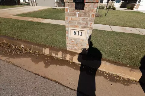 811 NE 33rd St, Moore, OK 73160 photo 30