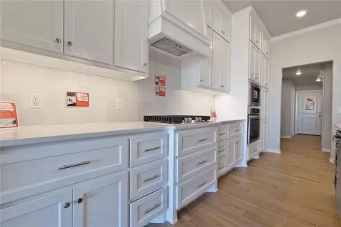 811 NE 33rd St, Moore, OK 73160 photo 6