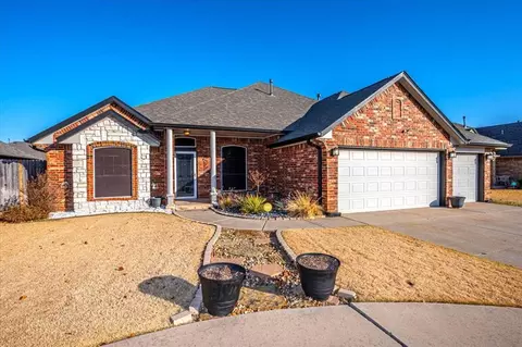 8709 NW 106th St, Oklahoma City, OK 73162