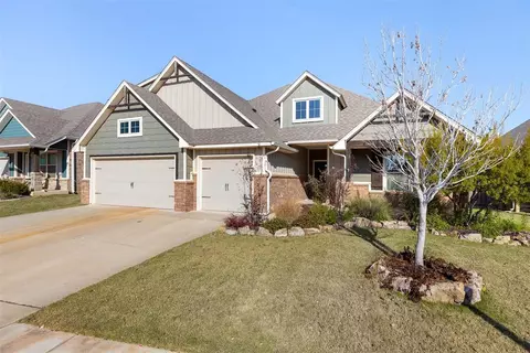 10413 SW 23rd St, Yukon, OK 73099