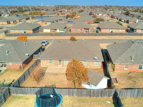 604 Manhattan Dr, Moore, OK 73160 photo 27