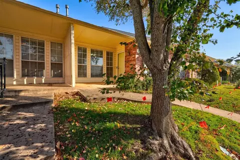 556 Stag Trl, Edmond, OK 73012