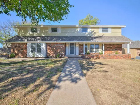 8701 Salsbury Ln, Oklahoma City, OK 73132