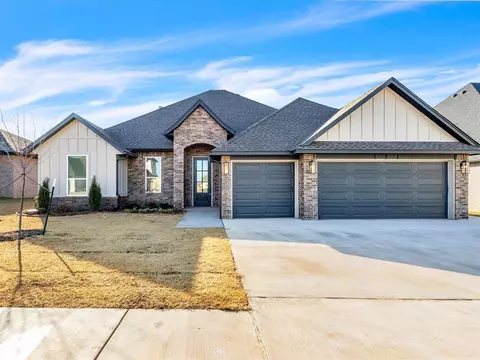 9308 NW 85th St, Yukon, OK 73099