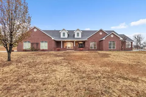 205 SW 27th Pl, Newcastle, OK 73065