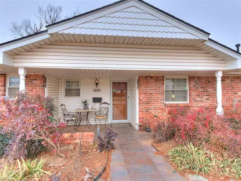 1001 W Havenwood Dr, Midwest City, OK 73110
