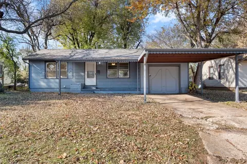 3313 Willow Creek Dr, Midwest City, OK 73110
