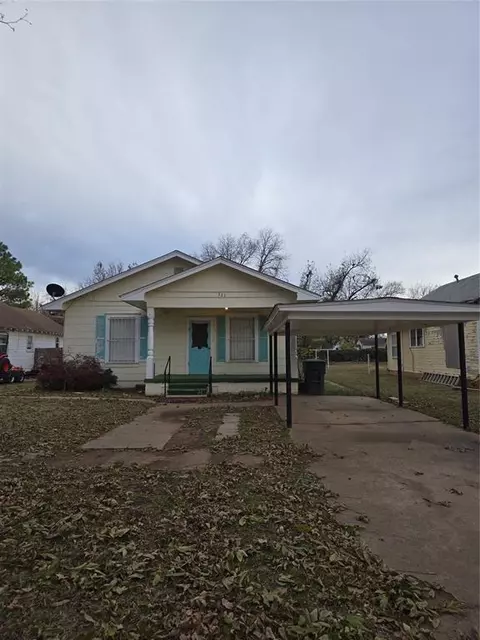 321 S Cherry St, Pauls Valley, OK 73075