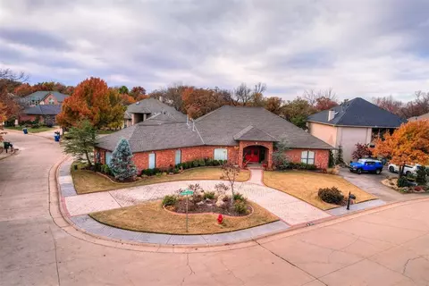 5901 Morning Dove Ln, Edmond, OK 73025