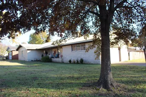 1402 Madison St, Idabel, OK 74745