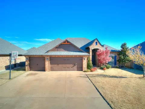 17200 Avila Ln, Oklahoma City, OK 73170