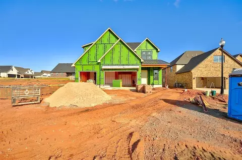 8001 Cal Dr, Edmond, OK 73034