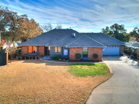 2204 Colchester Ter, Edmond, OK 73034