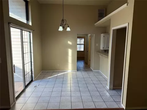 2315 Cedar Brook Dr, Moore, OK 73160 photo 11