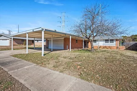 2125 SW 82nd St, Oklahoma City, OK 73159