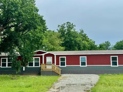 125 Sooner Rd, Shawnee, OK 74801