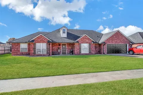 3409 Lyle Rd, Weatherford, OK 73096