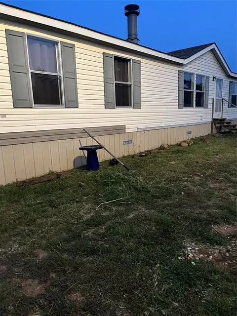16117 County Street 2710 Rd, Minco, OK 73059