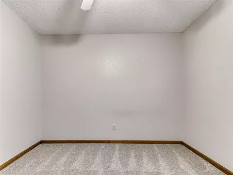 2005 Silver Fox Dr, Edmond, OK 73003 photo 27