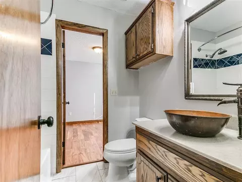 2005 Silver Fox Dr, Edmond, OK 73003 photo 23