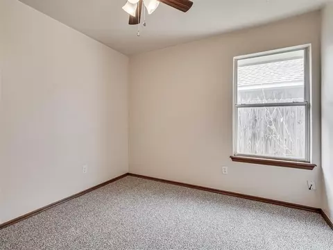 1036 SW 129th St, Moore, OK 73170 photo 31
