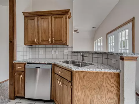 1036 SW 129th St, Moore, OK 73170 photo 12