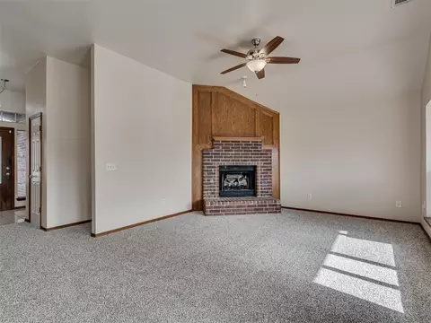 1036 SW 129th St, Moore, OK 73170 photo 10