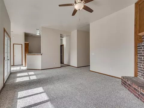 1036 SW 129th St, Moore, OK 73170 photo 11